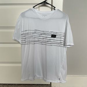 Men’s Quiksilver Tshirt - Large
